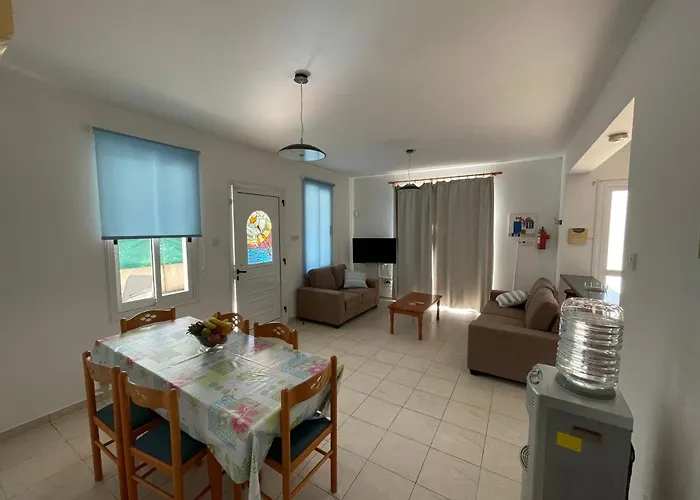 In Cyprus Σπίτι διακοπών